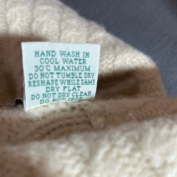 Vintage Aran Crafts Blazer Cardigan Sweater Womens XS Tan Cable Knit Merino Wool - Picture 7 of 10